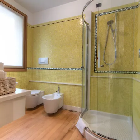 Domus Guest house 3*