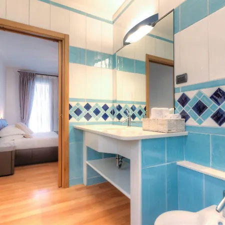 Domus Guest house 3*